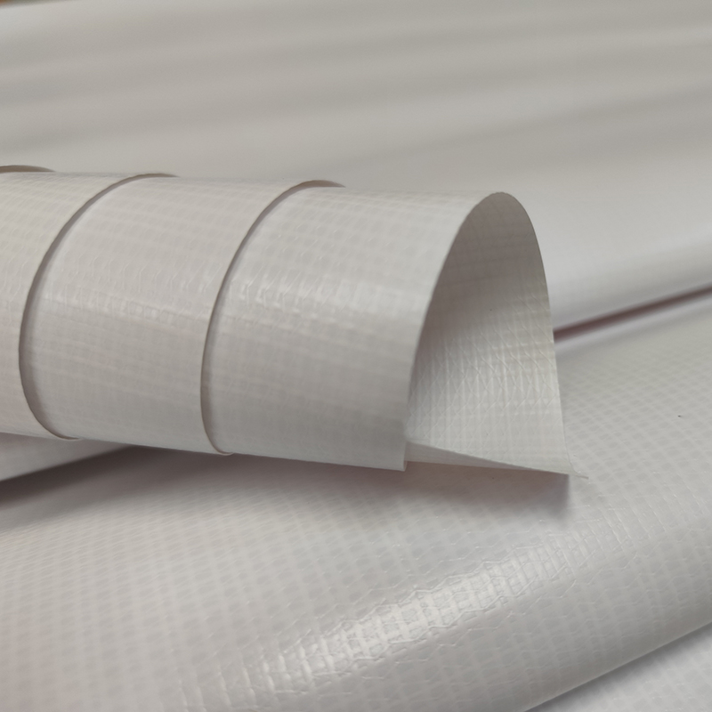 550 Kültéri elöl megvilágított flex banner